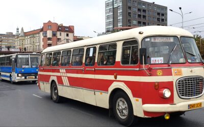 Nr 020A Przejażdżka autobusem RETRO Ogórek do 42 os. (2h)