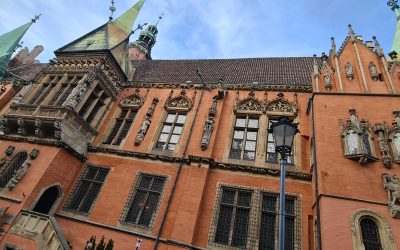 Perła świeckiej architektury we Wrocławiu – Stary Ratusz