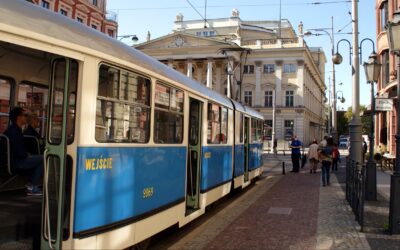 Rundfahrt mit historischer Gelenk-Straßenbahn