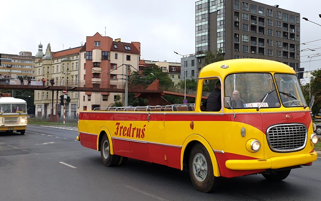 Zabytkowym Fredrusiem po Wrocławiu